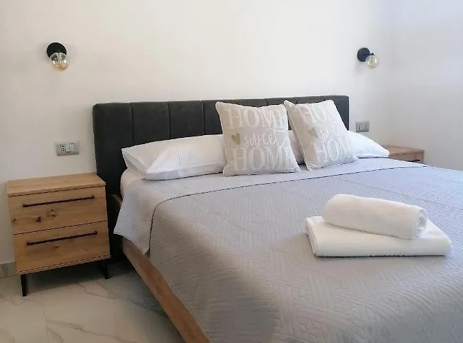 Jakov * Макарська